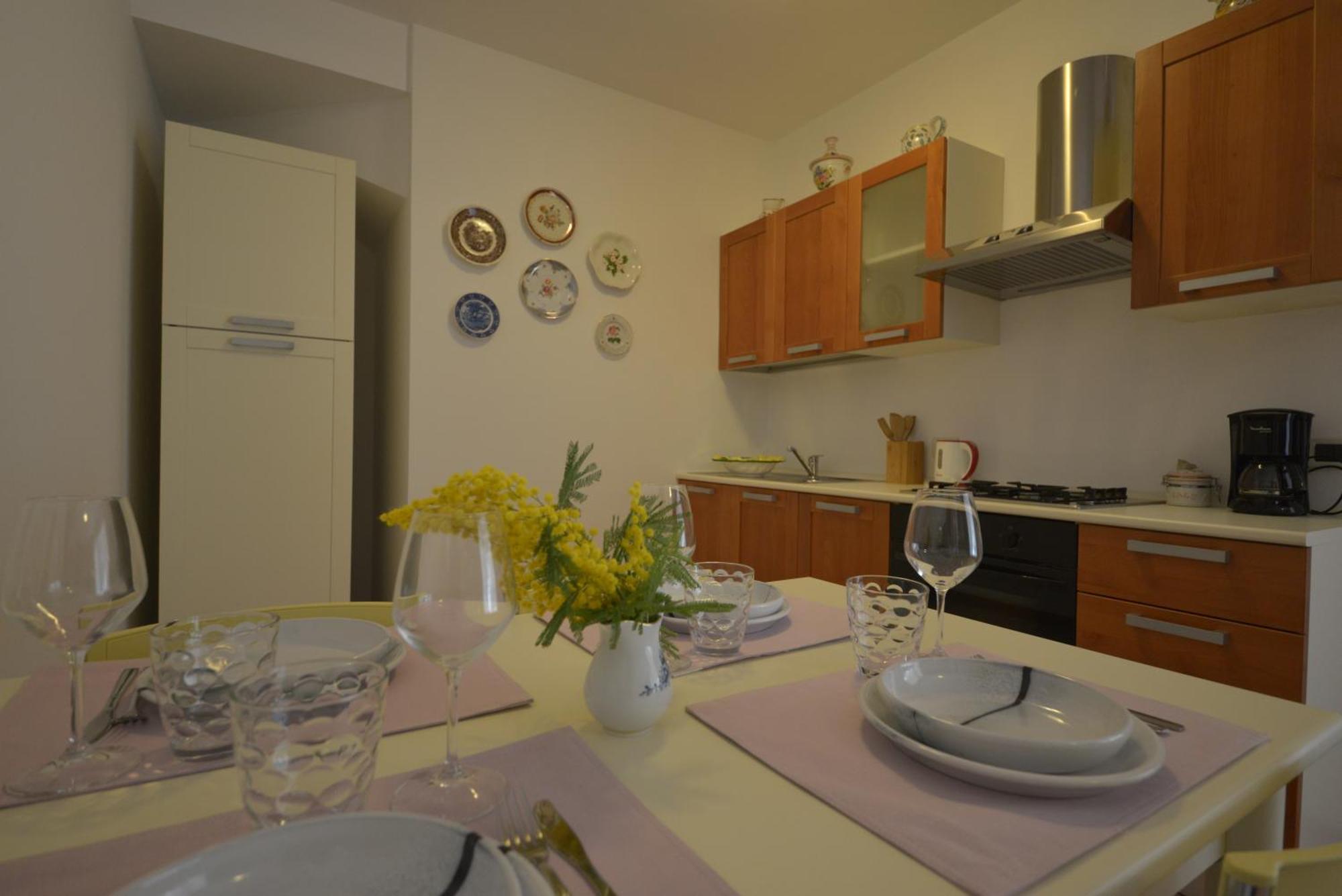 Appartement Casa Maria à Manerba del Garda Extérieur photo